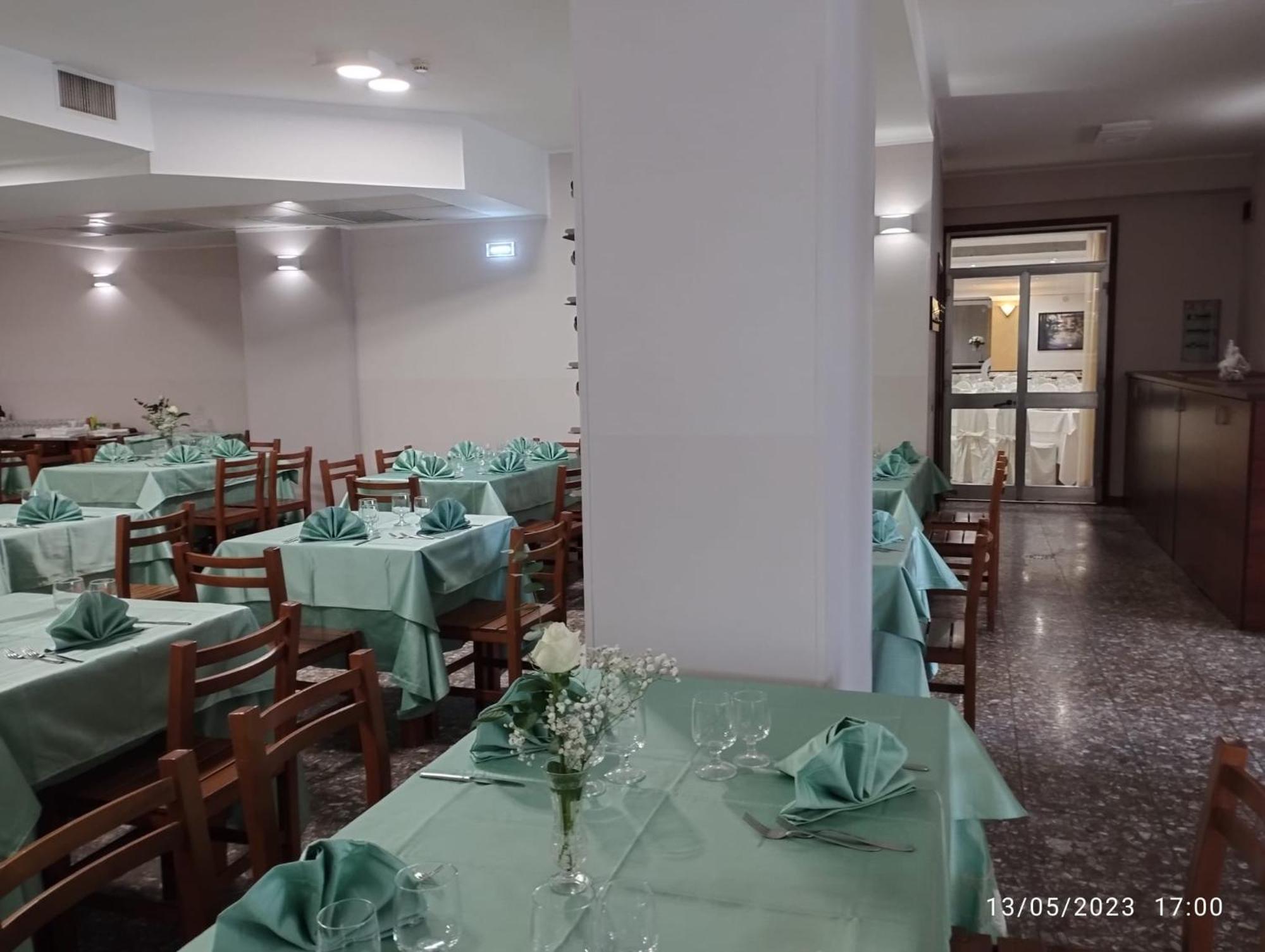 Hotel Ristorante San Giovanni Фалерна Экстерьер фото