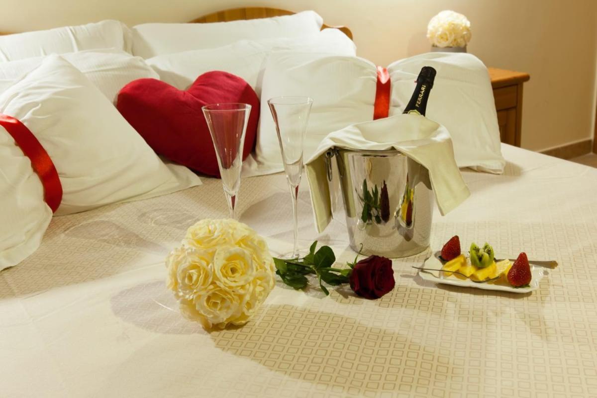 Hotel Ristorante San Giovanni Фалерна Экстерьер фото