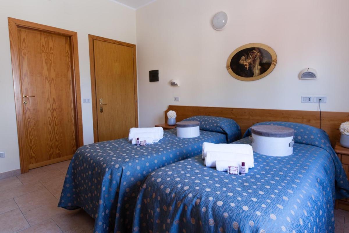 Hotel Ristorante San Giovanni Фалерна Экстерьер фото
